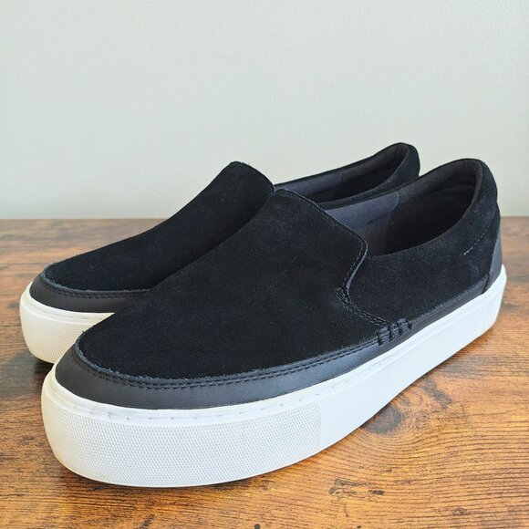 UGG Zilo Slip-On Sneaker - Picture 2 of 10